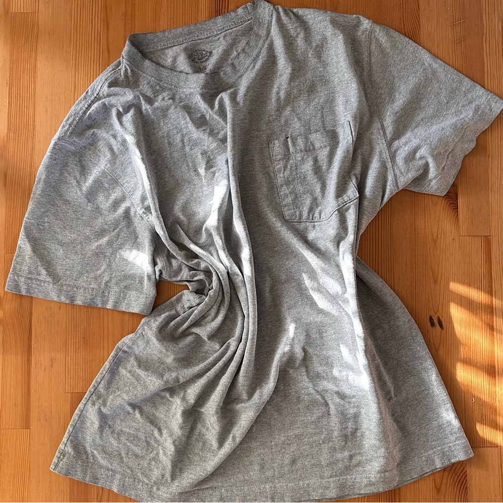 Dickies Men's Short Sleeve Relaxed Fit Pocket T-Shirt